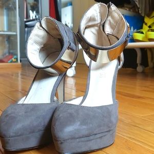 Aldo high heels size US 8 / 38,5 EUR
